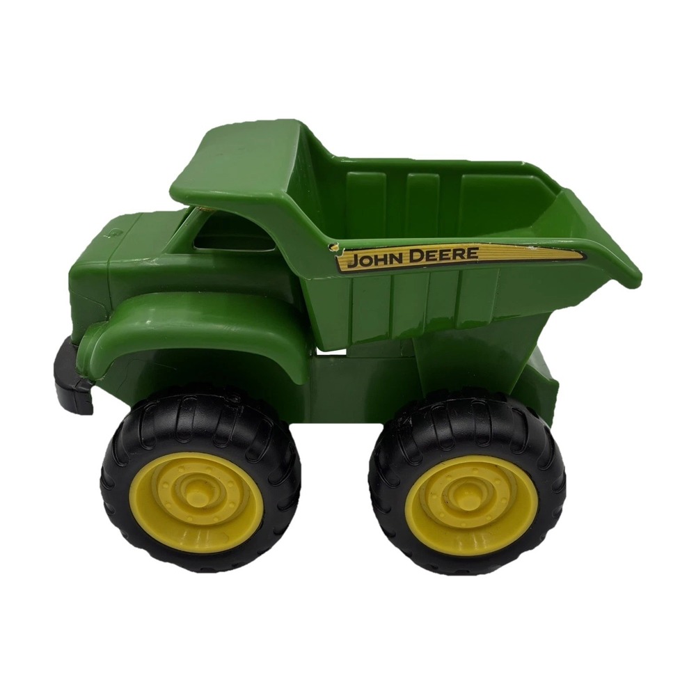 JOHN DEERE BIG SCOOP DUMP TRUCK TOY  PLASTIC 6"